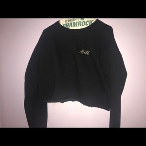 ❤️🌝MEDIUM SIZE CROP “MILK” SWEATER.